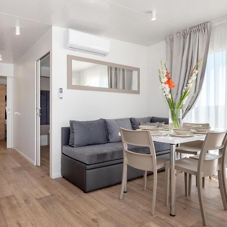 Hotel Azalea Wine And Olive Hill Primošten Zewnętrze zdjęcie